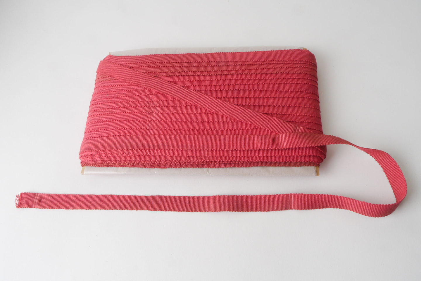 Galon of boord als onderdeel voor het vervaardigen van passement