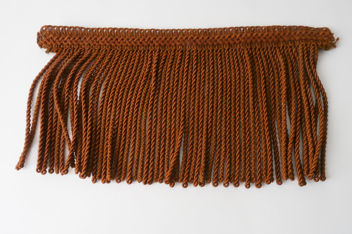 Frange als onderdeel voor het vervaardigen van passement