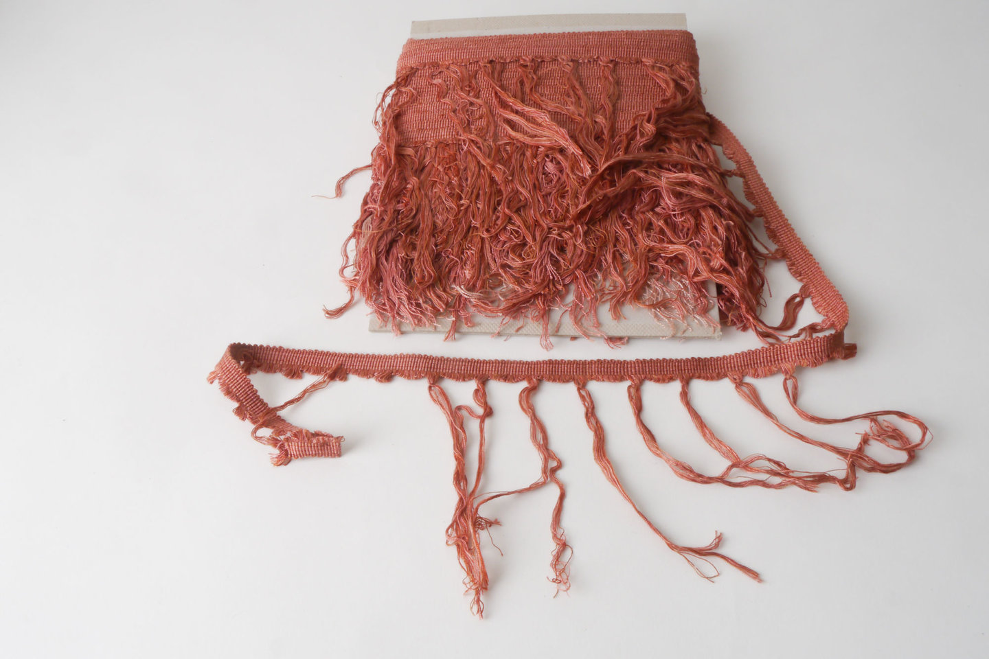 Frange als onderdeel voor het vervaardigen van passement