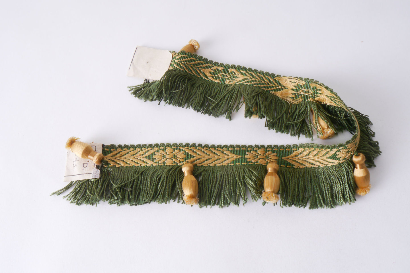 Effilé als onderdeel voor het vervaardigen van passement