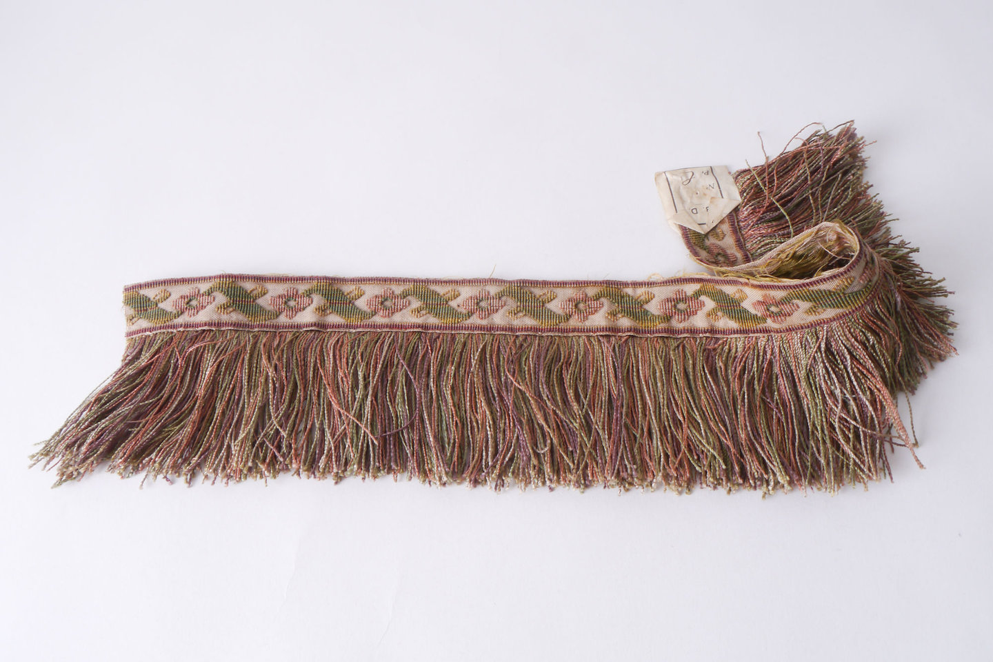 Effilé als onderdeel voor het vervaardigen van passement