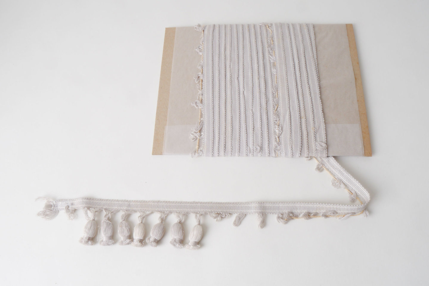 Frange als onderdeel voor het vervaardigen van passement