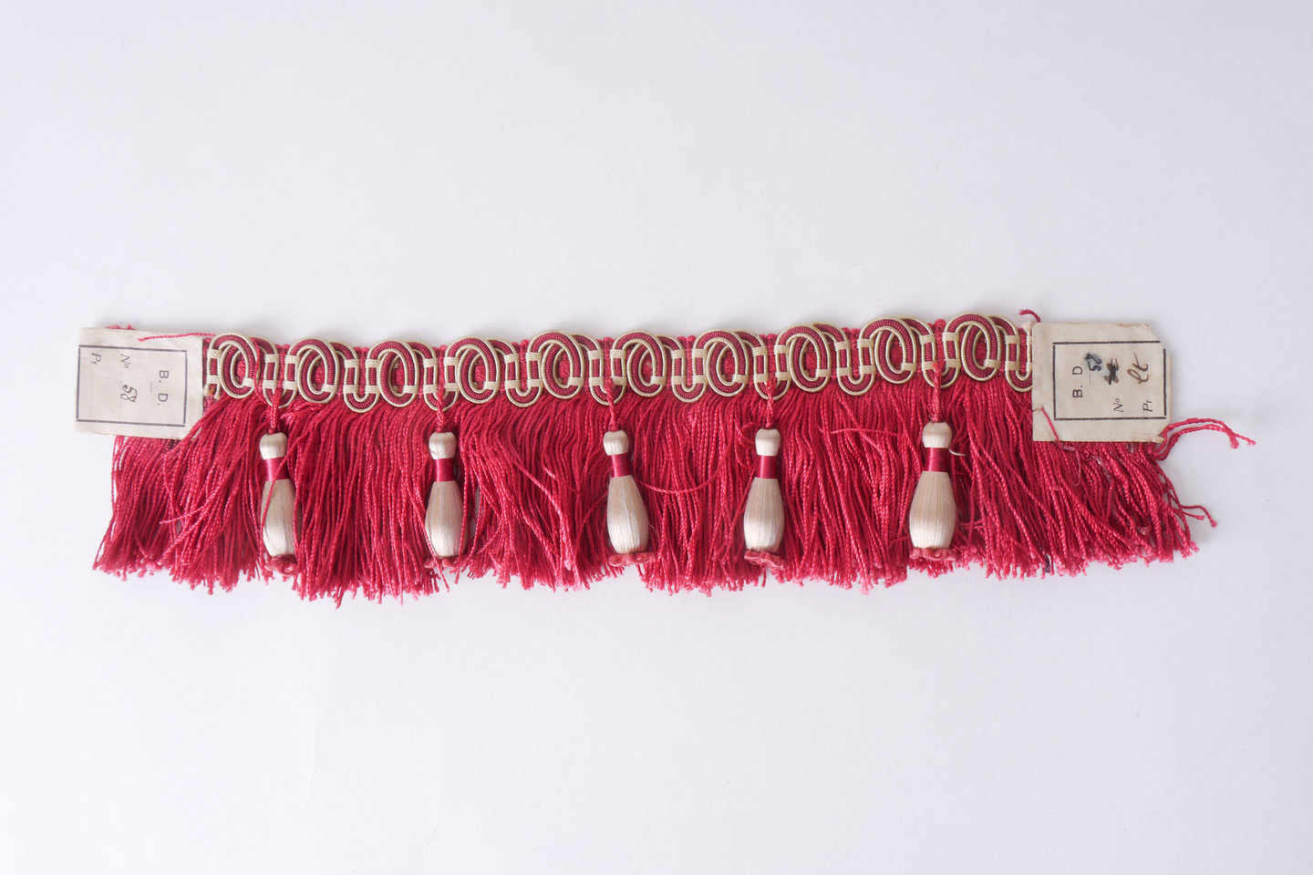 Effilé als onderdeel voor het vervaardigen van passement