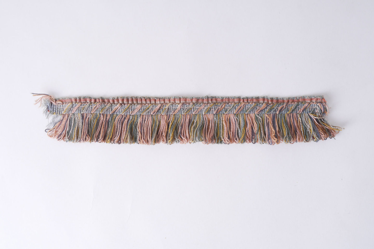 Effilé als onderdeel voor het vervaardigen van passement