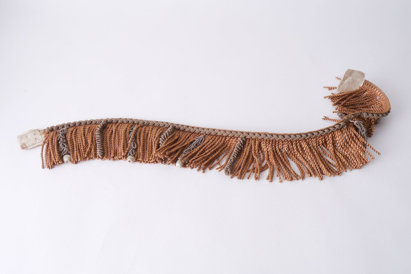 Effilé als onderdeel voor het vervaardigen van passement