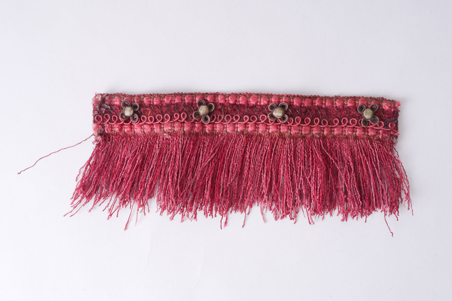 Effilé als onderdeel voor het vervaardigen van passement