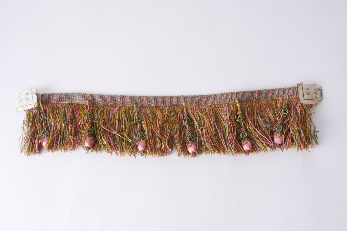 Effilé als onderdeel voor het vervaardigen van passement