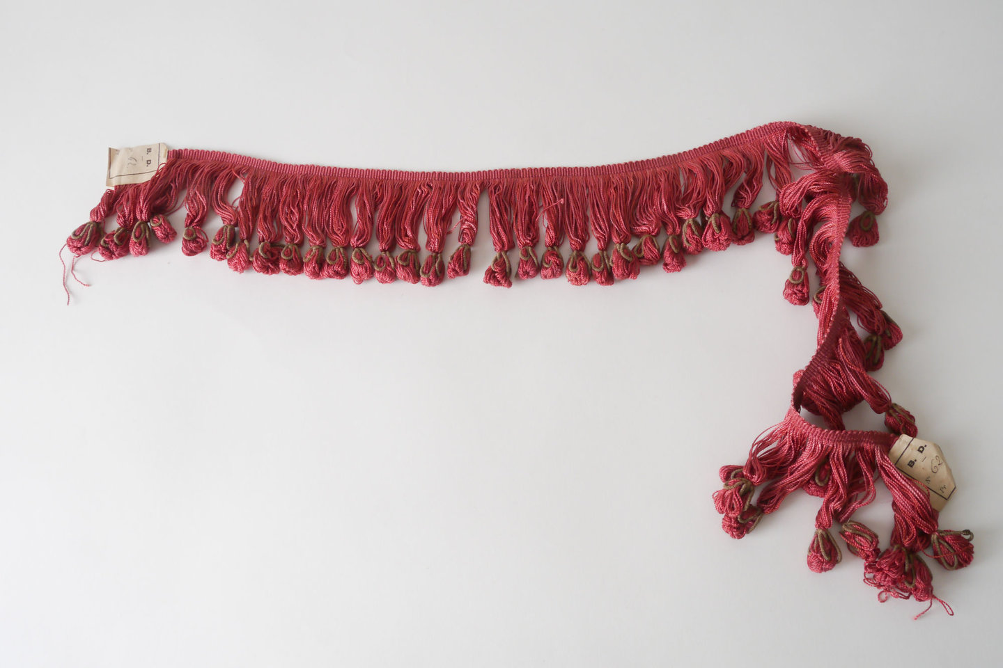 Frange als onderdeel voor het vervaardigen van passement