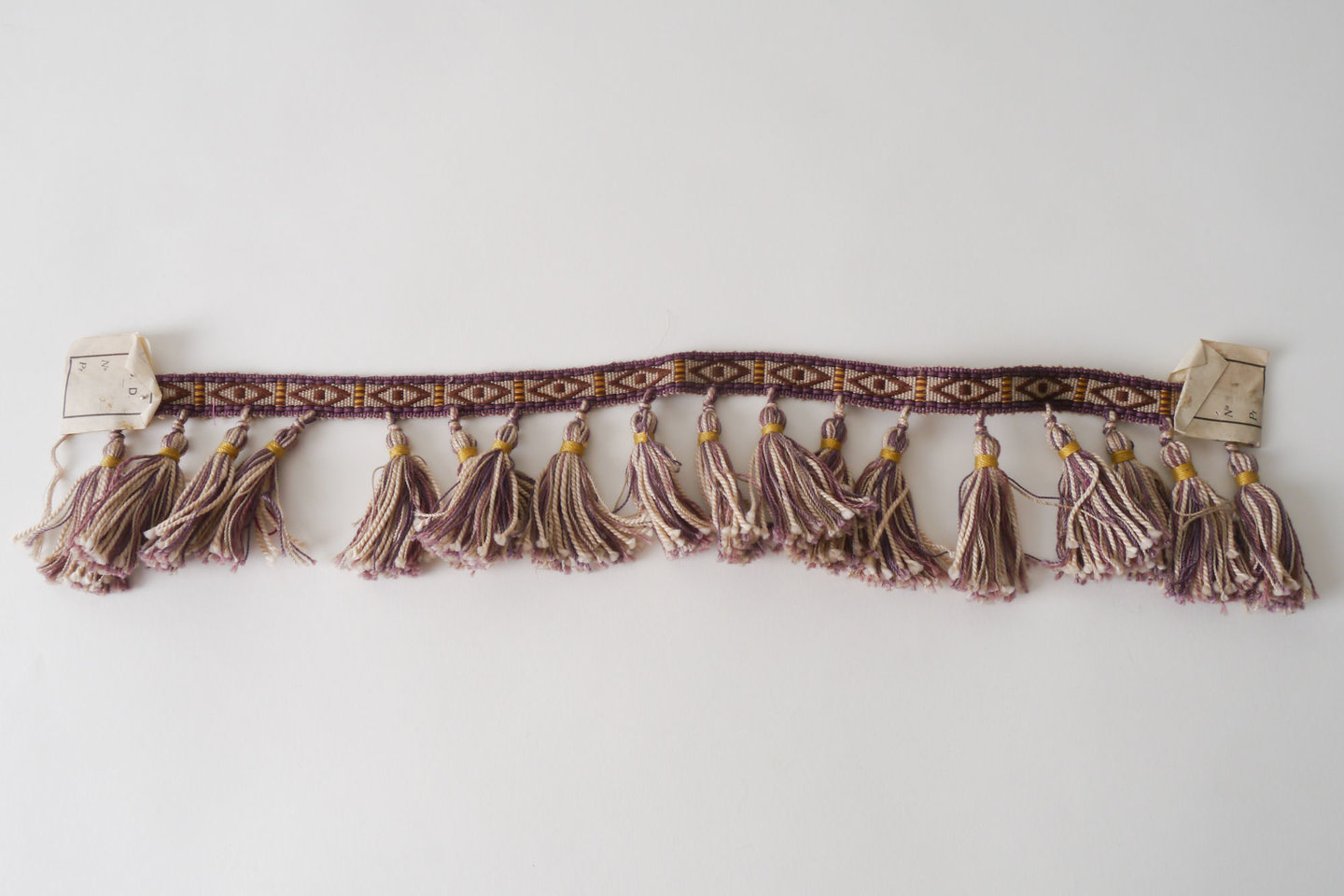 Frange als onderdeel voor het vervaardigen van passement