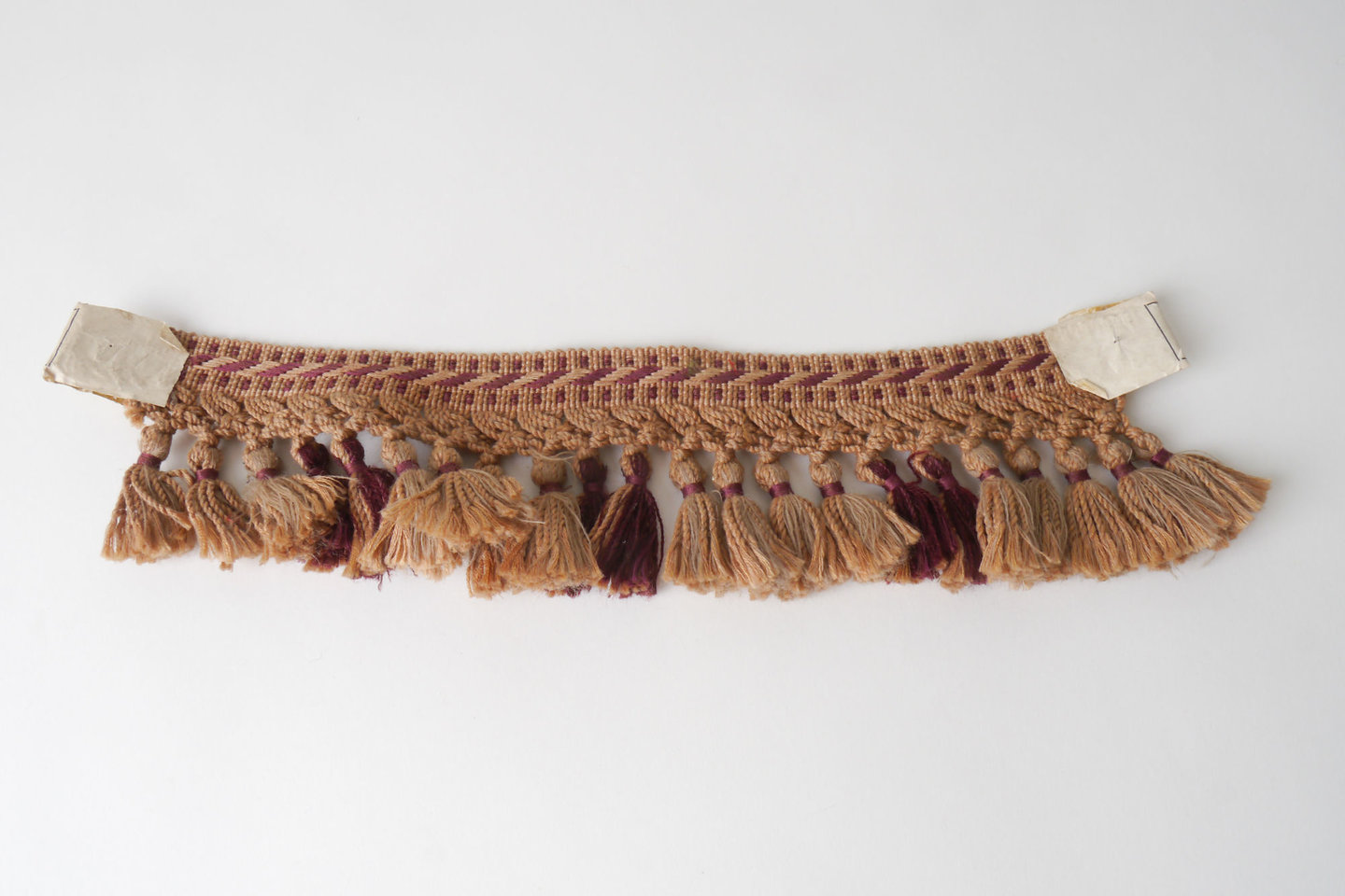 Frange als onderdeel voor het vervaardigen van passement