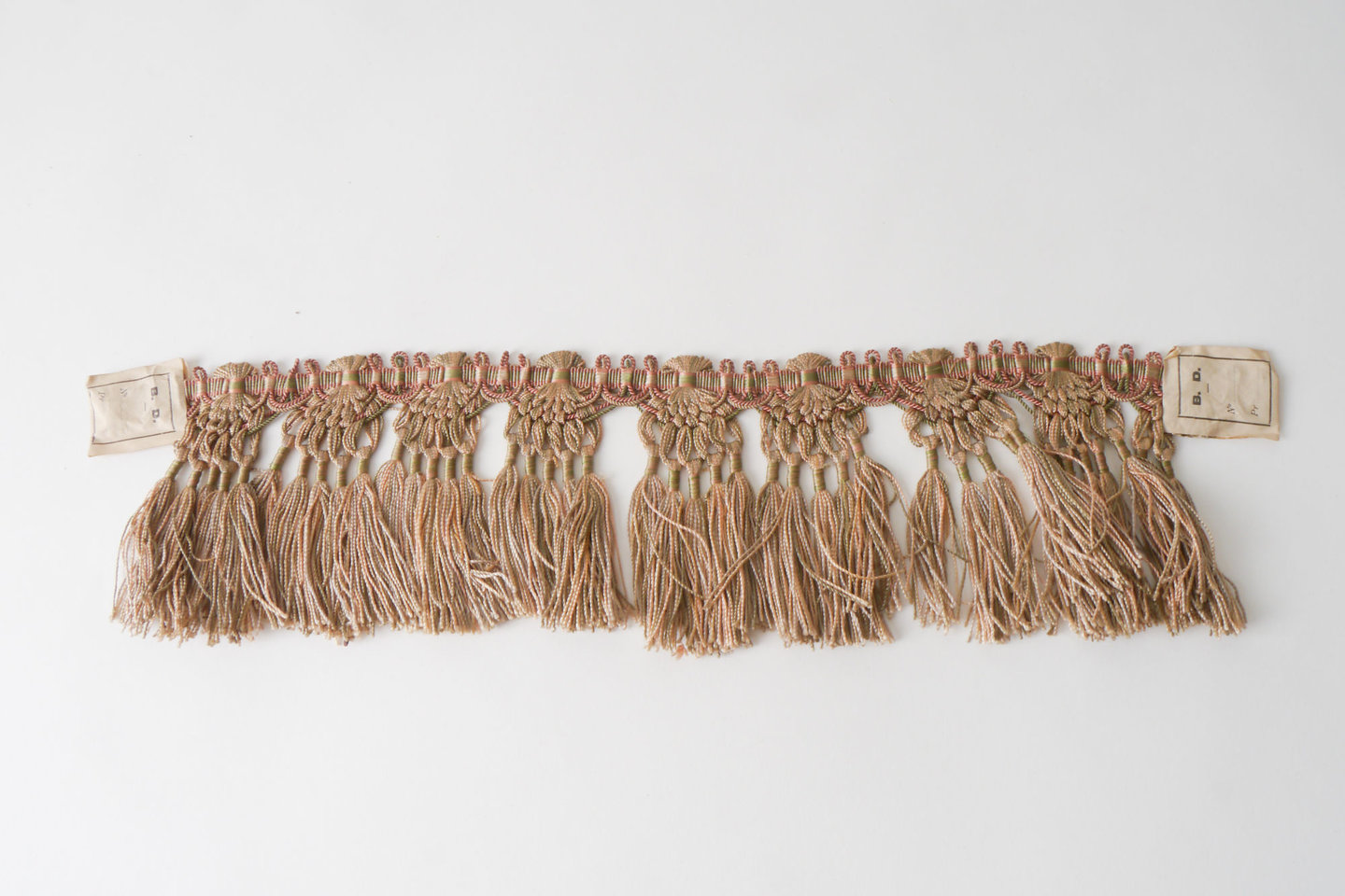 Frange als onderdeel voor het vervaardigen van passement