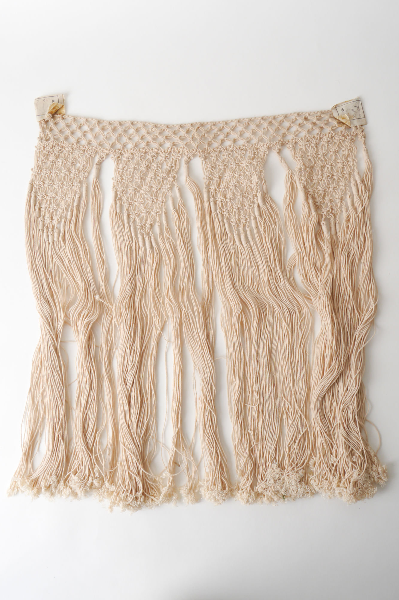 Frange als onderdeel voor het vervaardigen van passement