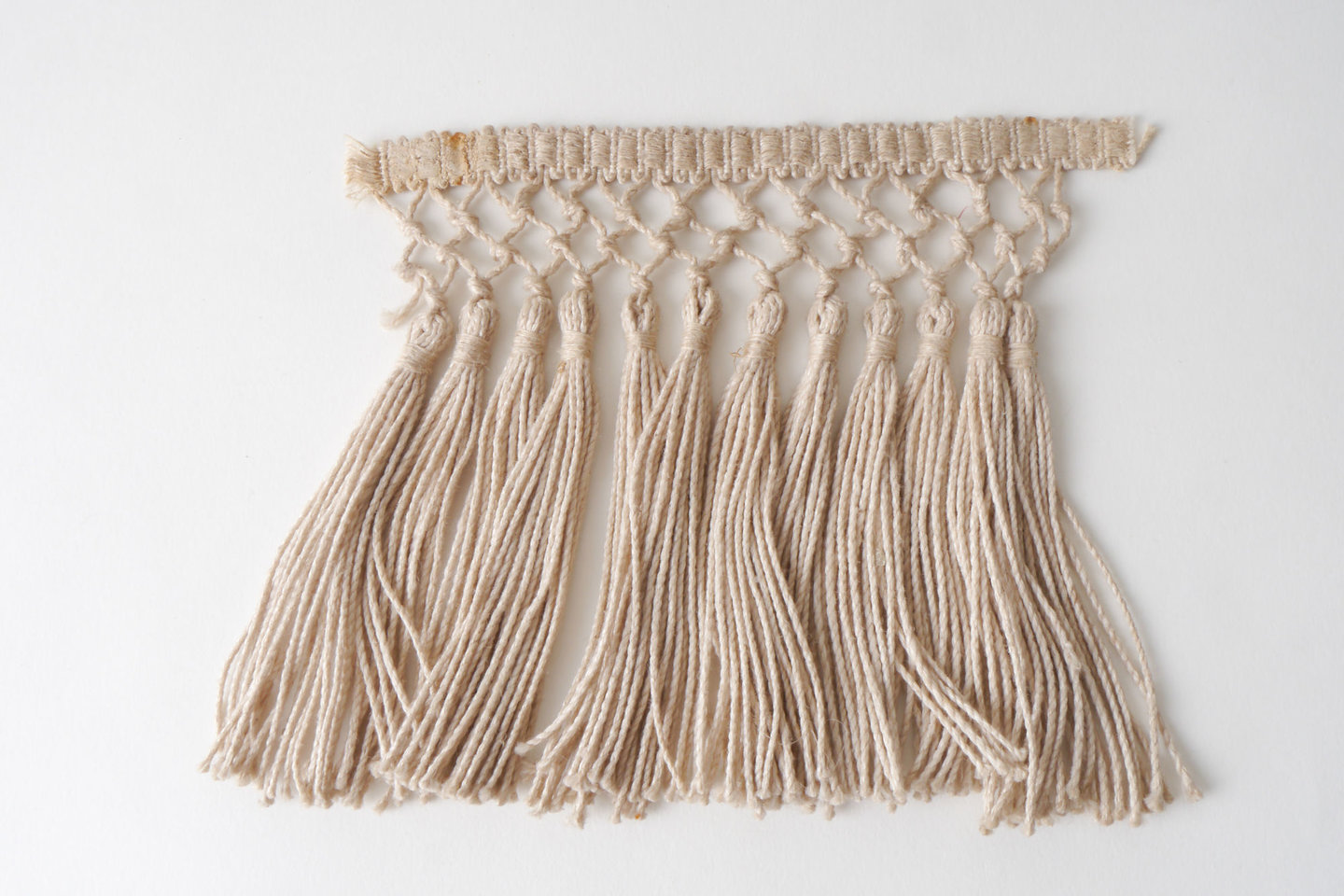 Frange als onderdeel voor het vervaardigen van passement