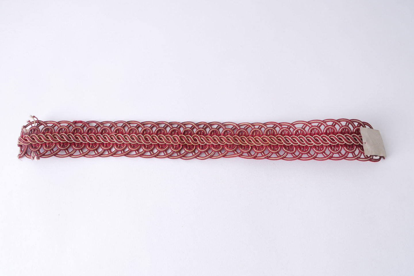 Crête als ornament voor het vervaardigen van passement