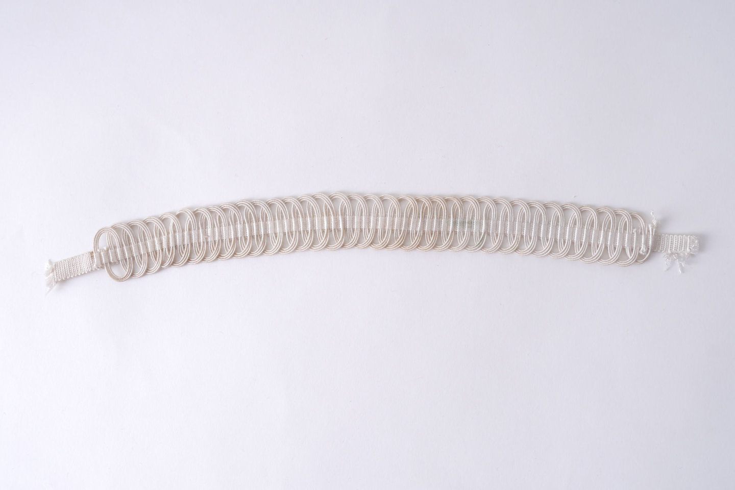 Crête als ornament voor het vervaardigen van passement