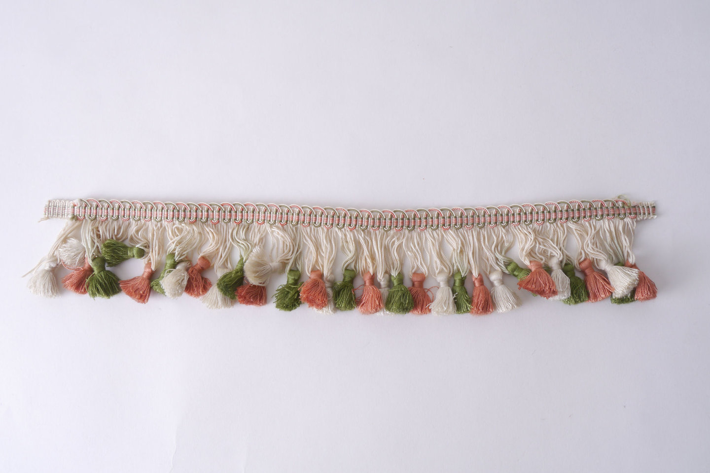 Frange als onderdeel voor het vervaardigen van passement