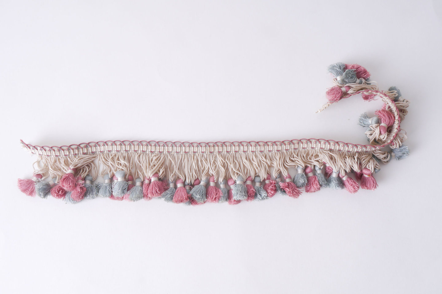 Frange als onderdeel voor het vervaardigen van passement