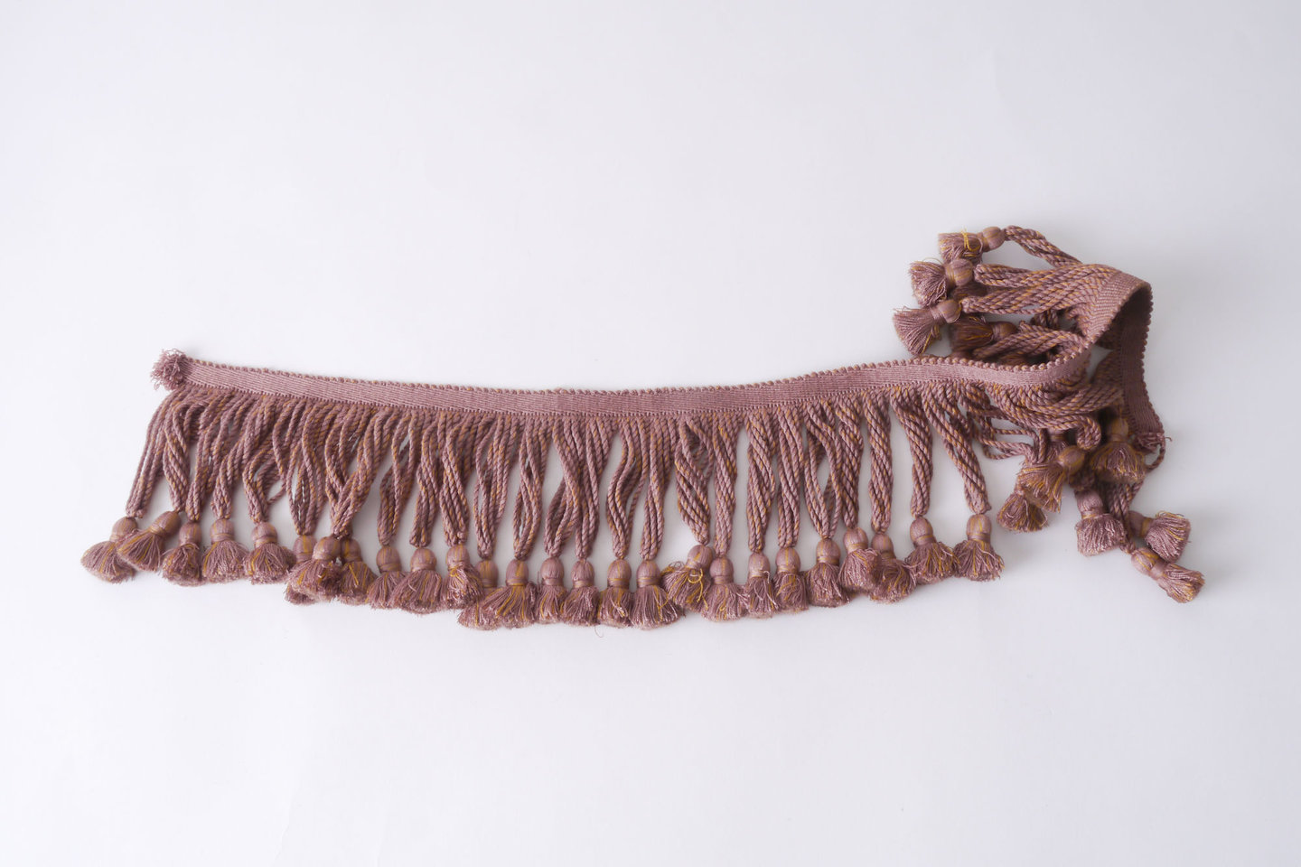 Frange als onderdeel voor het vervaardigen van passement