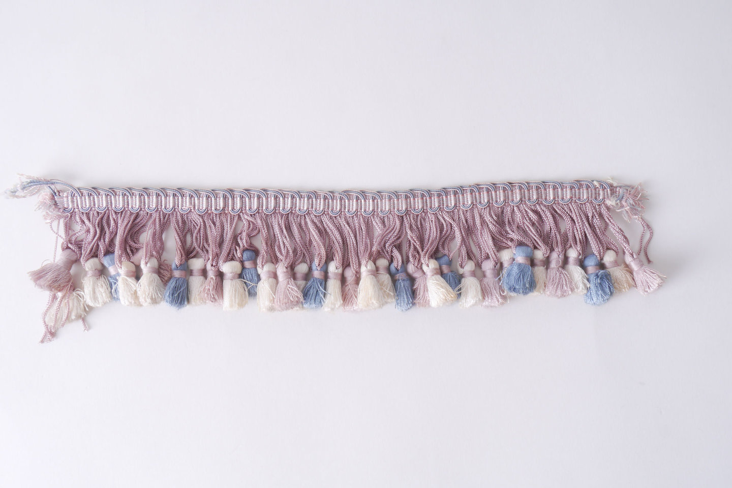 Frange als onderdeel voor het vervaardigen van passement