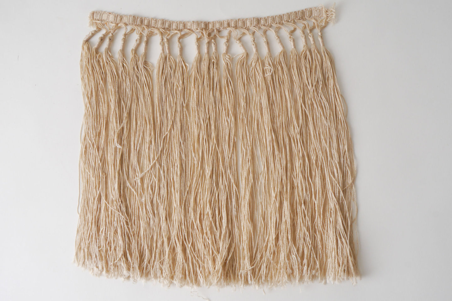 Frange als onderdeel voor het vervaardigen van passement