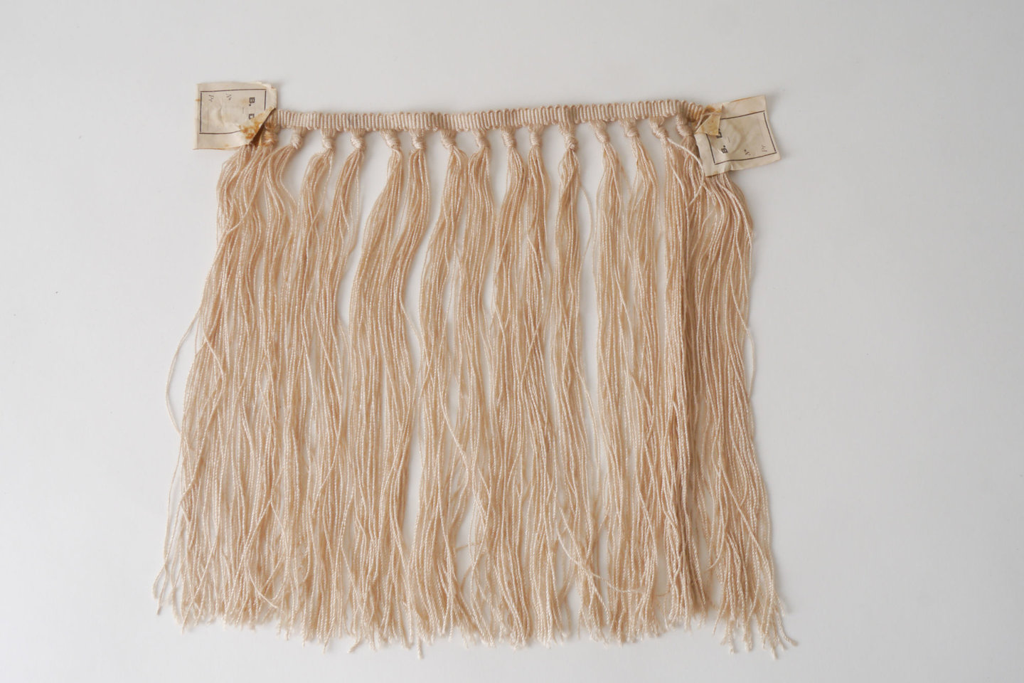 Frange als onderdeel voor het vervaardigen van passement