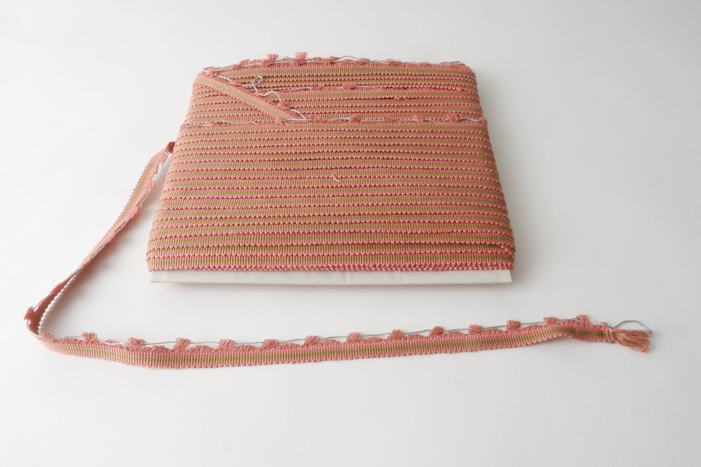 Galon of boord als onderdeel voor het vervaardigen van passement