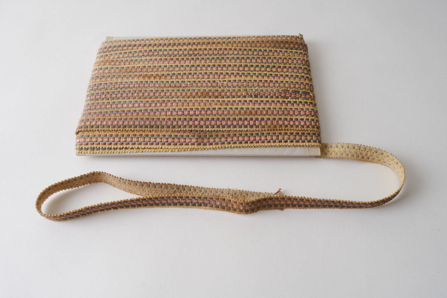 Galon of boord als onderdeel voor het vervaardigen van passement