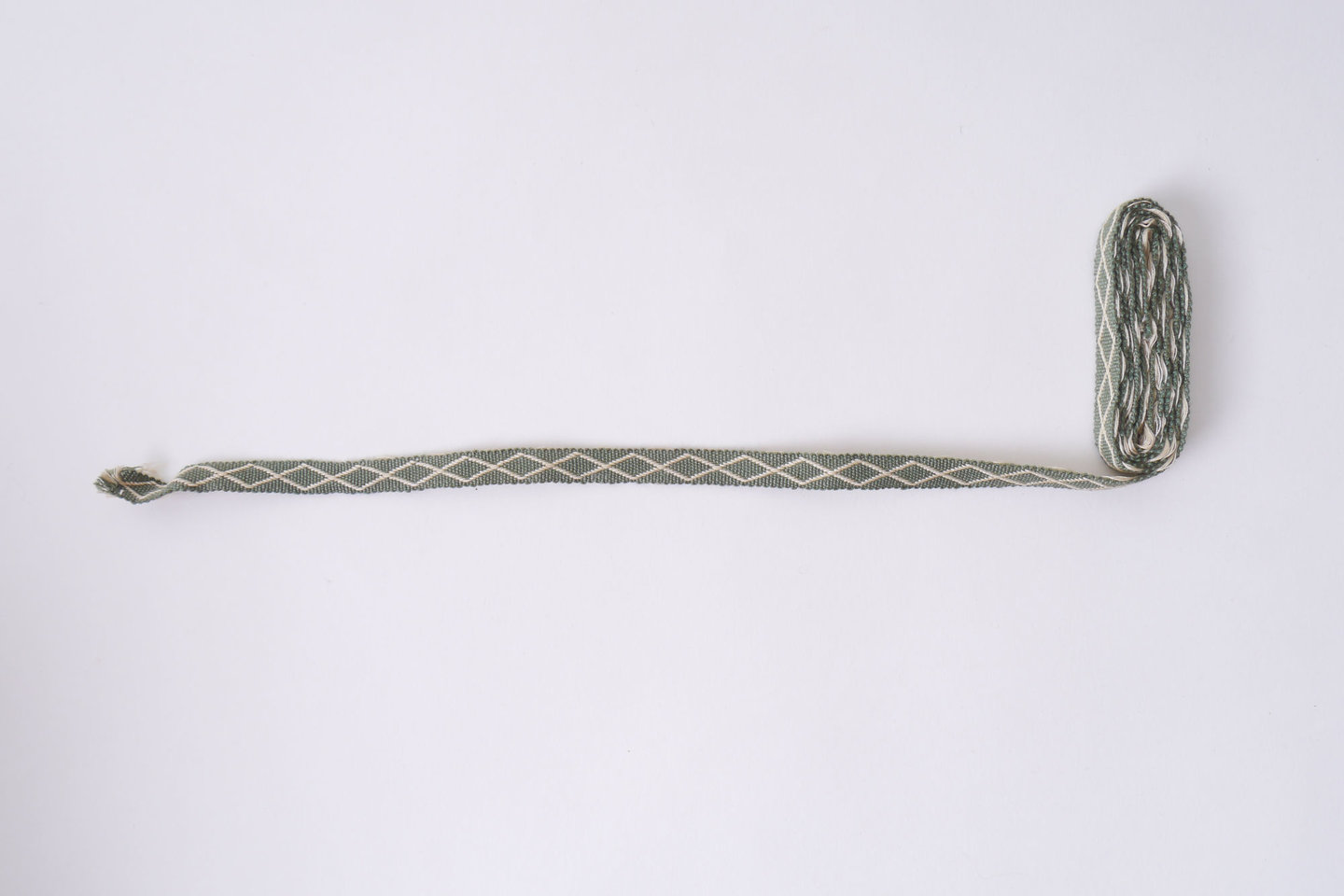 Galon of boord als onderdeel voor het vervaardigen van passement