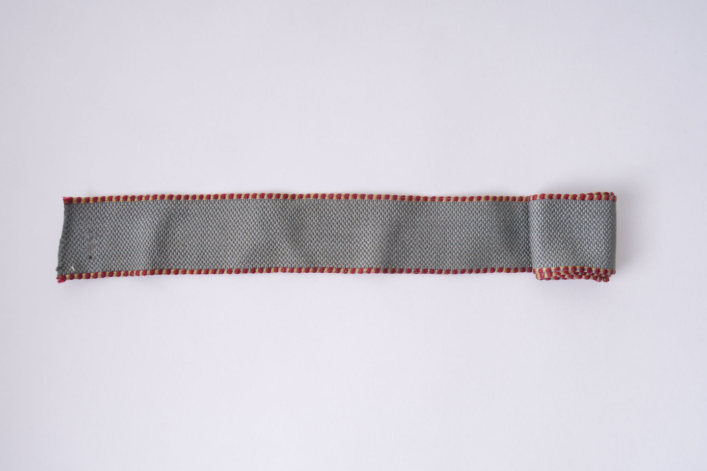 Galon of boord als onderdeel voor het vervaardigen van passement