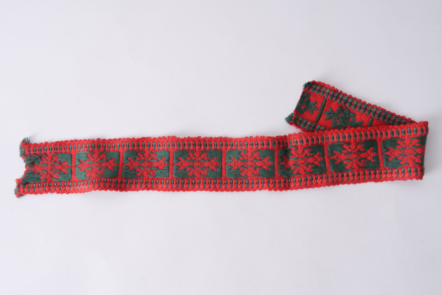 Galon of boord als onderdeel voor het vervaardigen van passement