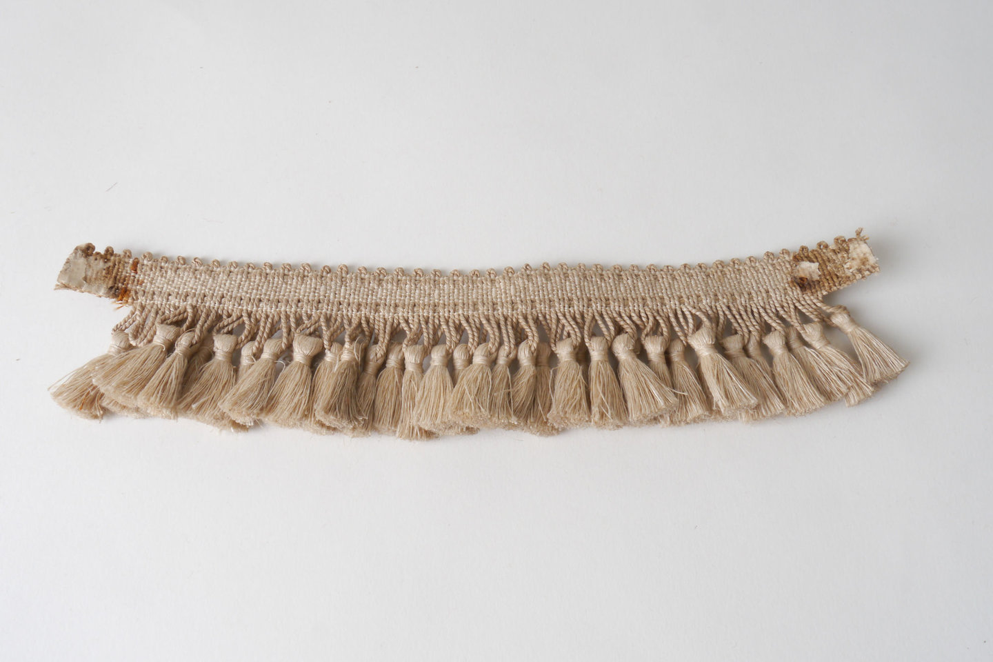 Frange als onderdeel voor het vervaardigen van passement