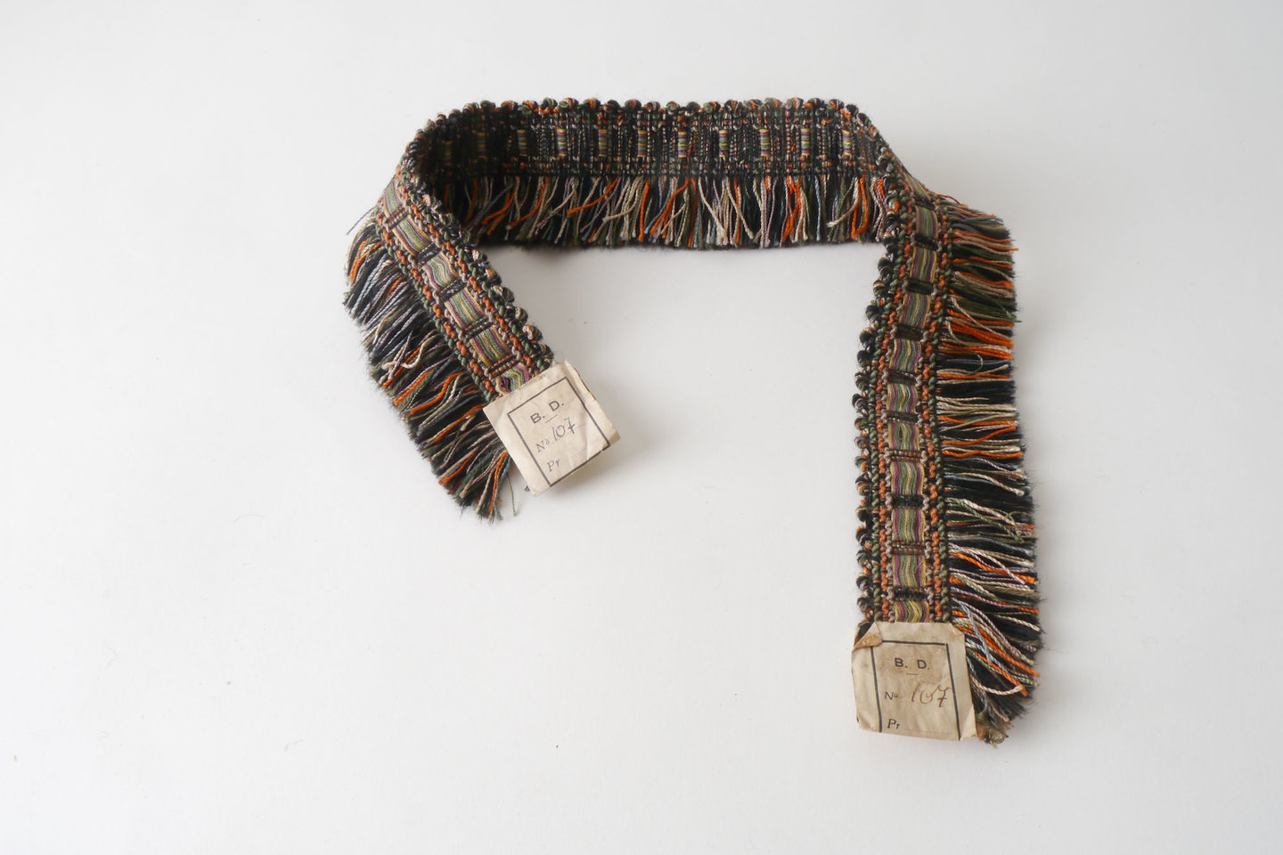 Effilé als onderdeel voor het vervaardigen van passement