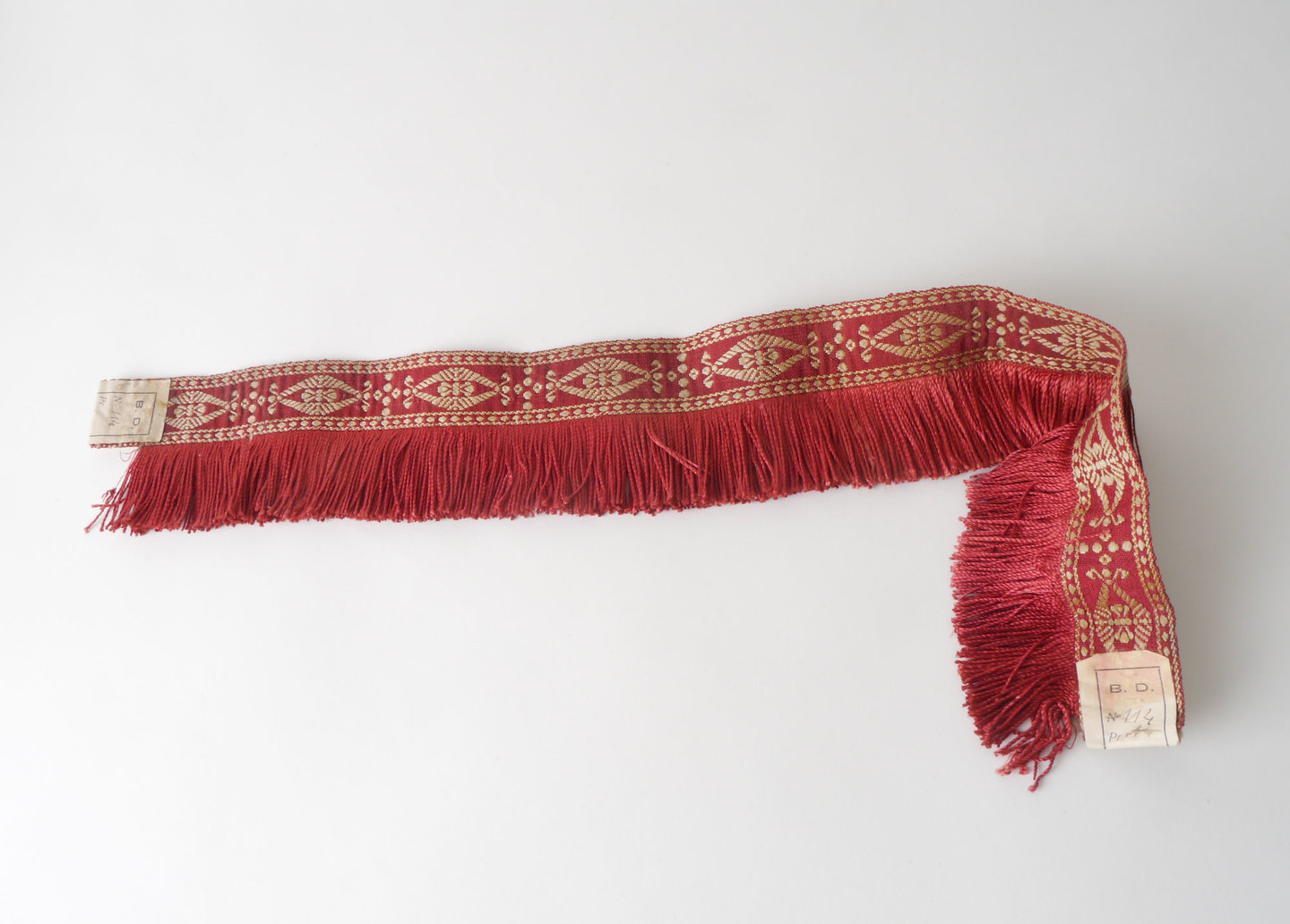 Effilé als onderdeel voor het vervaardigen van passement