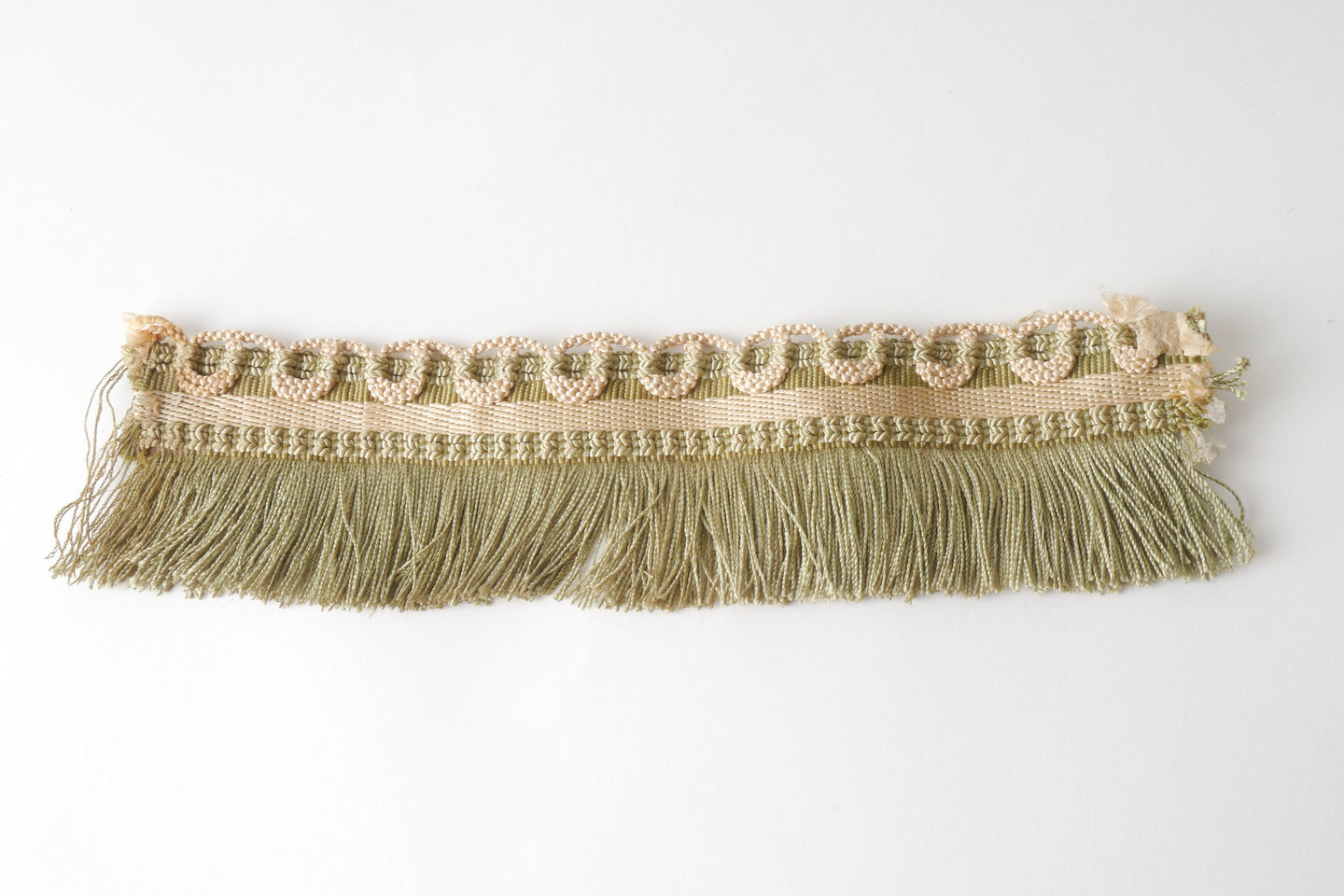 Effilé als onderdeel voor het vervaardigen van passement