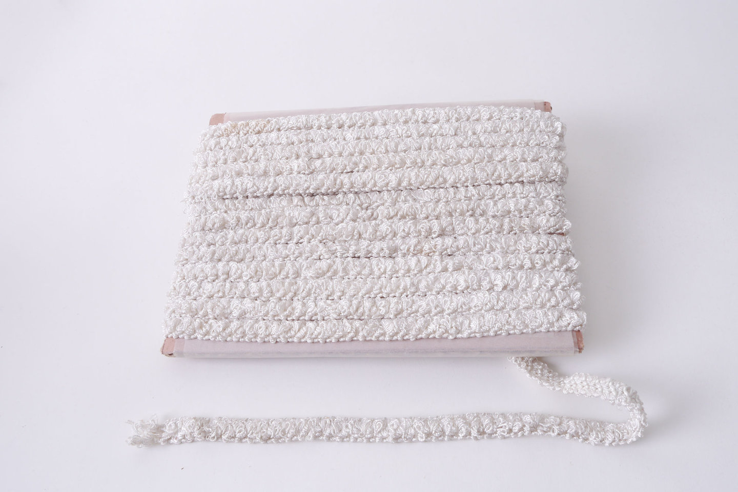 Galon of boord als onderdeel voor het vervaardigen van passement