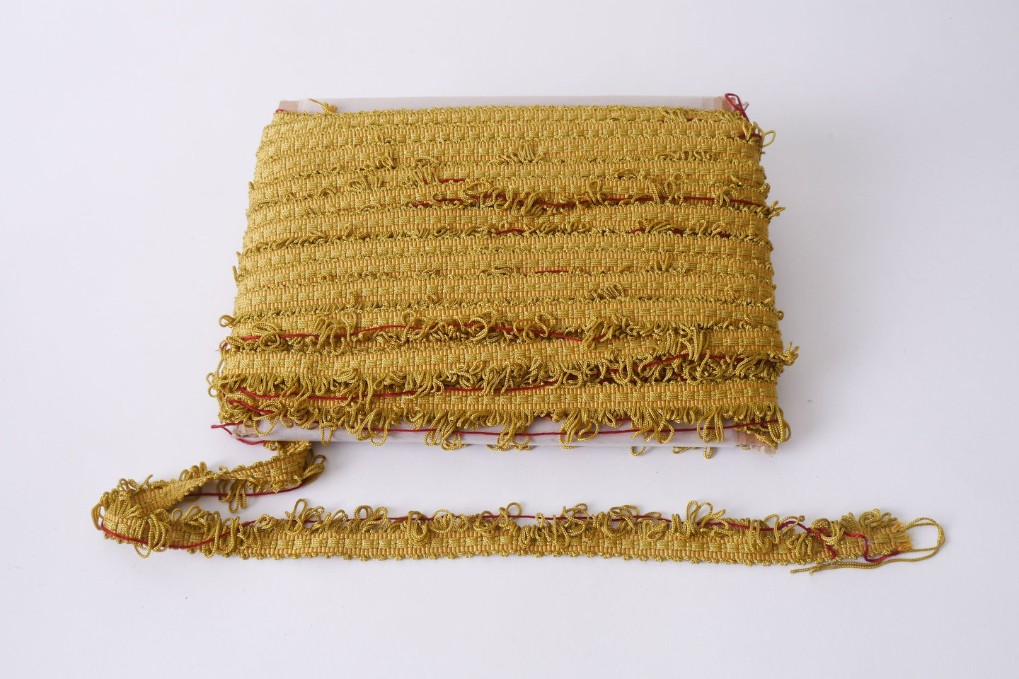 Galon of boord als onderdeel voor het vervaardigen van passement