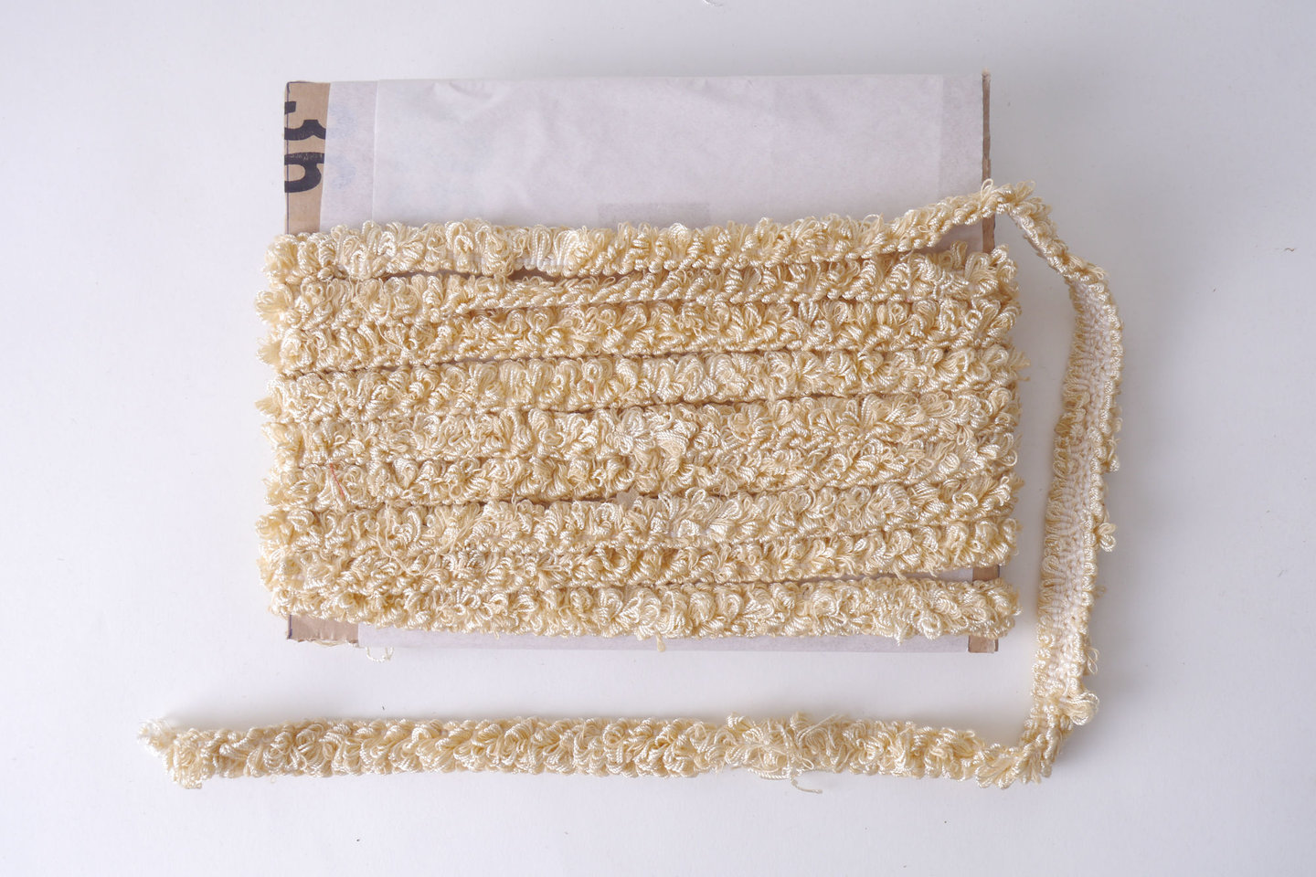 Galon of boord als onderdeel voor het vervaardigen van passement