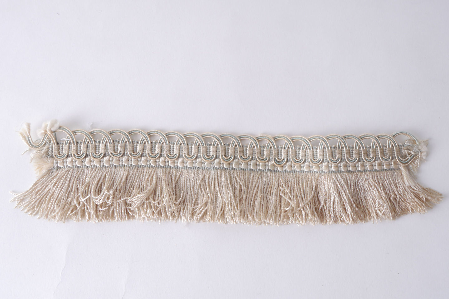 Effilé als onderdeel voor het vervaardigen van passement