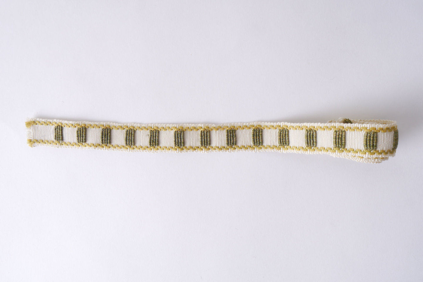 Galon of boord als onderdeel voor het vervaardigen van passement