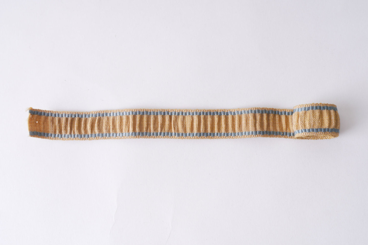 Galon of boord als onderdeel voor het vervaardigen van passement