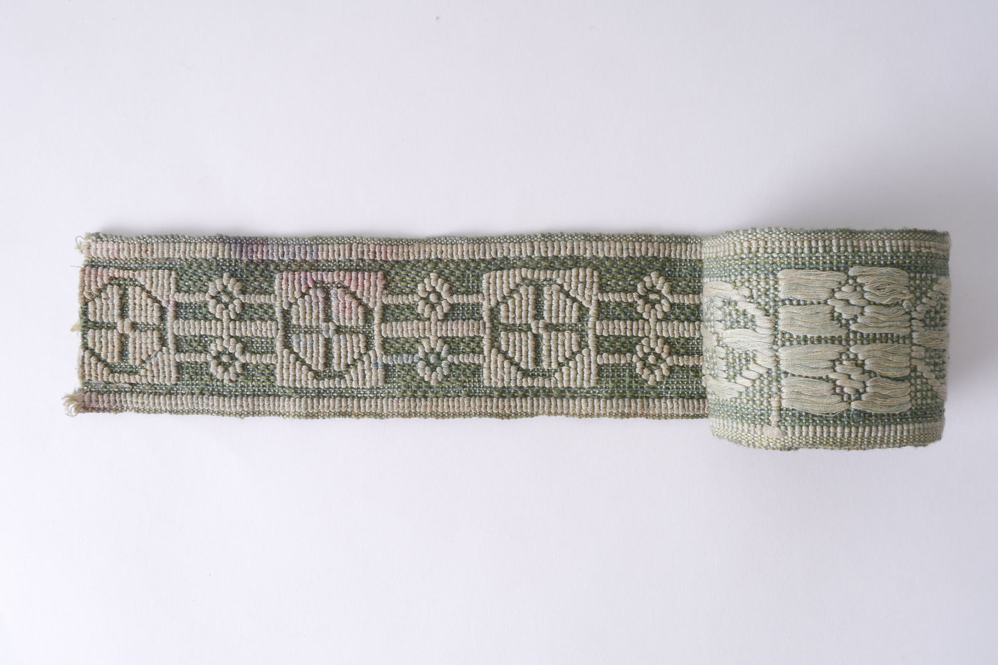 Galon of boord als onderdeel voor het vervaardigen van passement