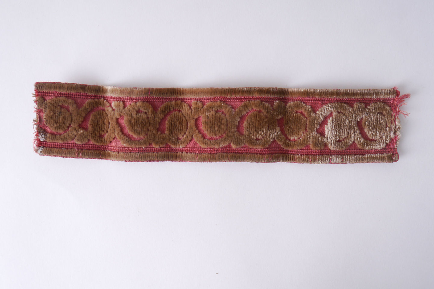 Galon of boord als onderdeel voor het vervaardigen van passement