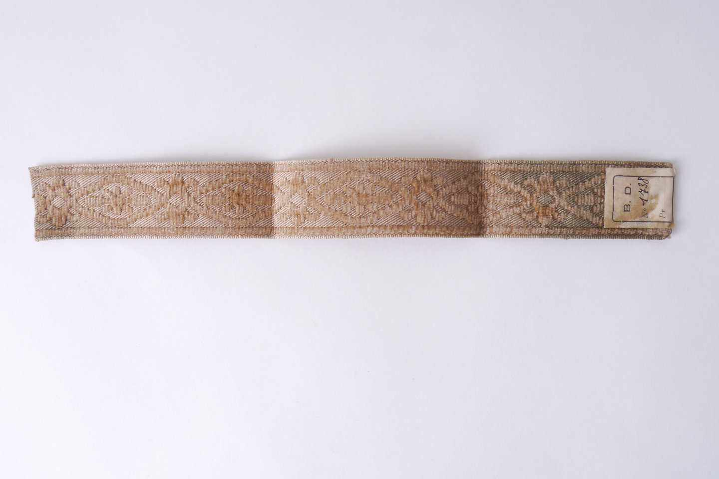 Galon of boord als onderdeel voor het vervaardigen van passement