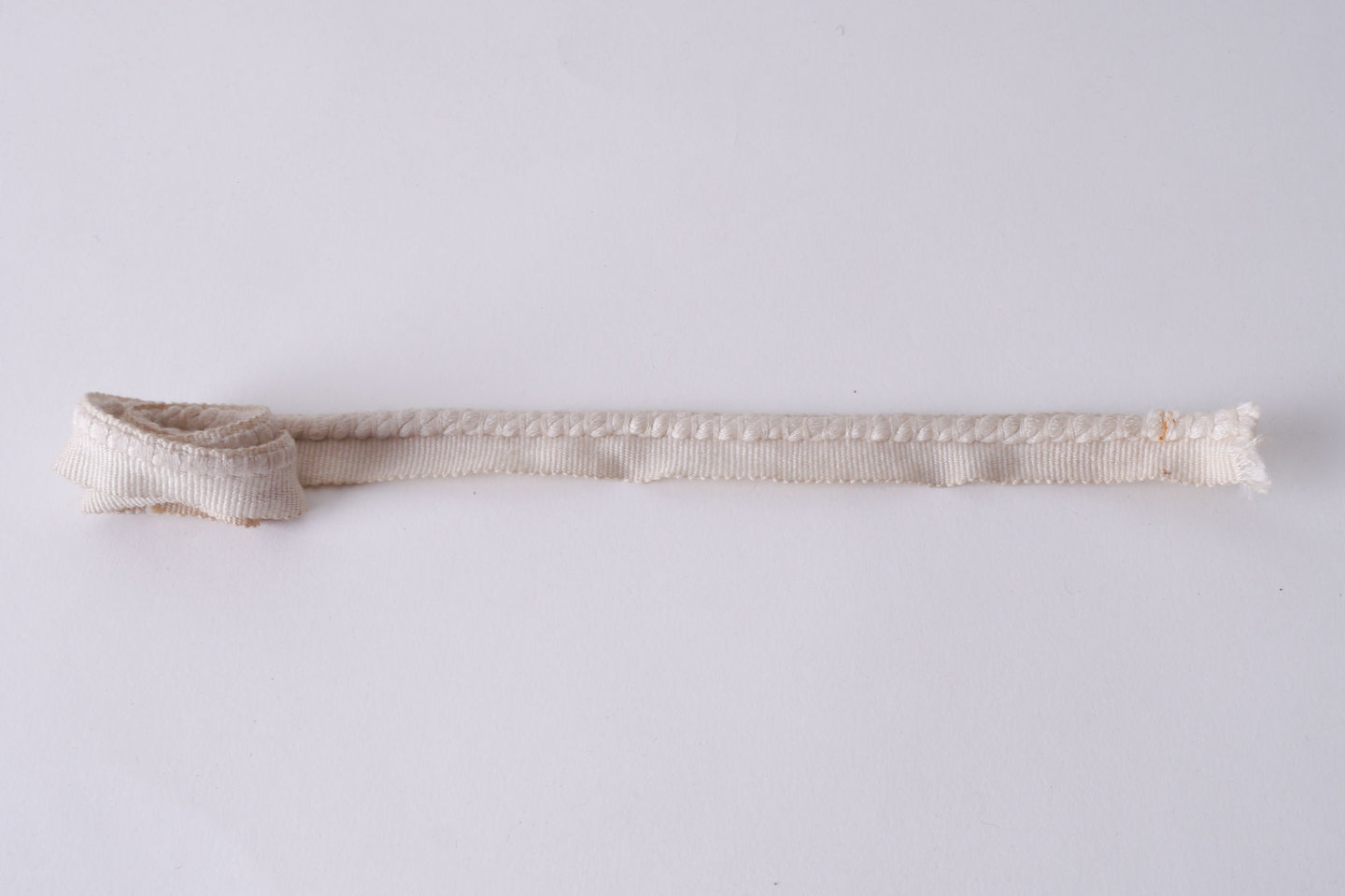 Galon of boord als onderdeel voor het vervaardigen van passement