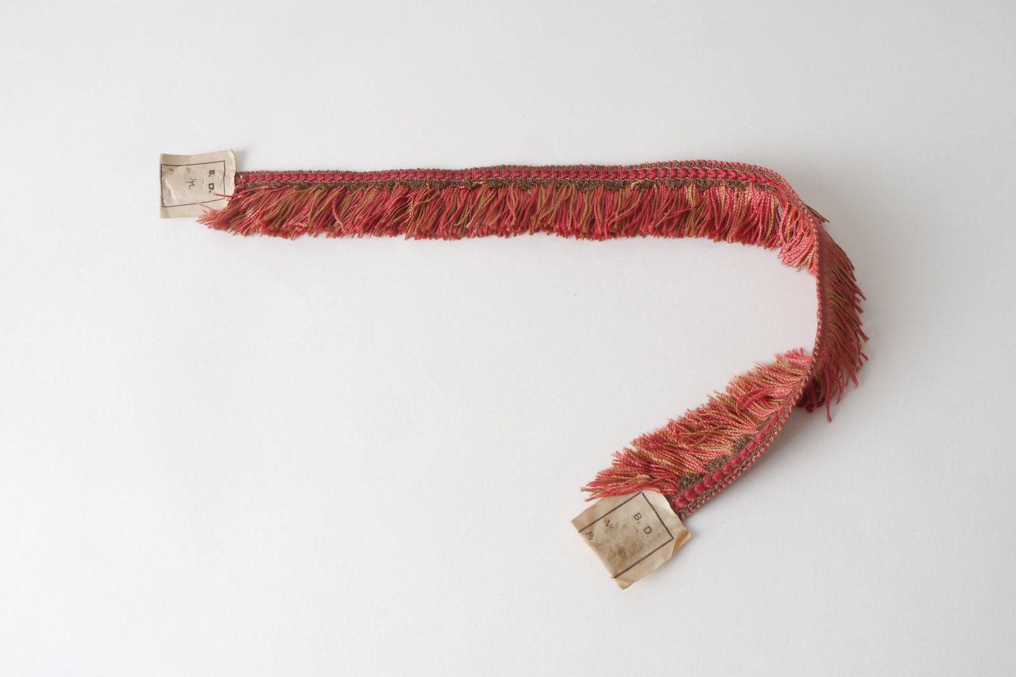 Effilé als onderdeel voor het vervaardigen van passement