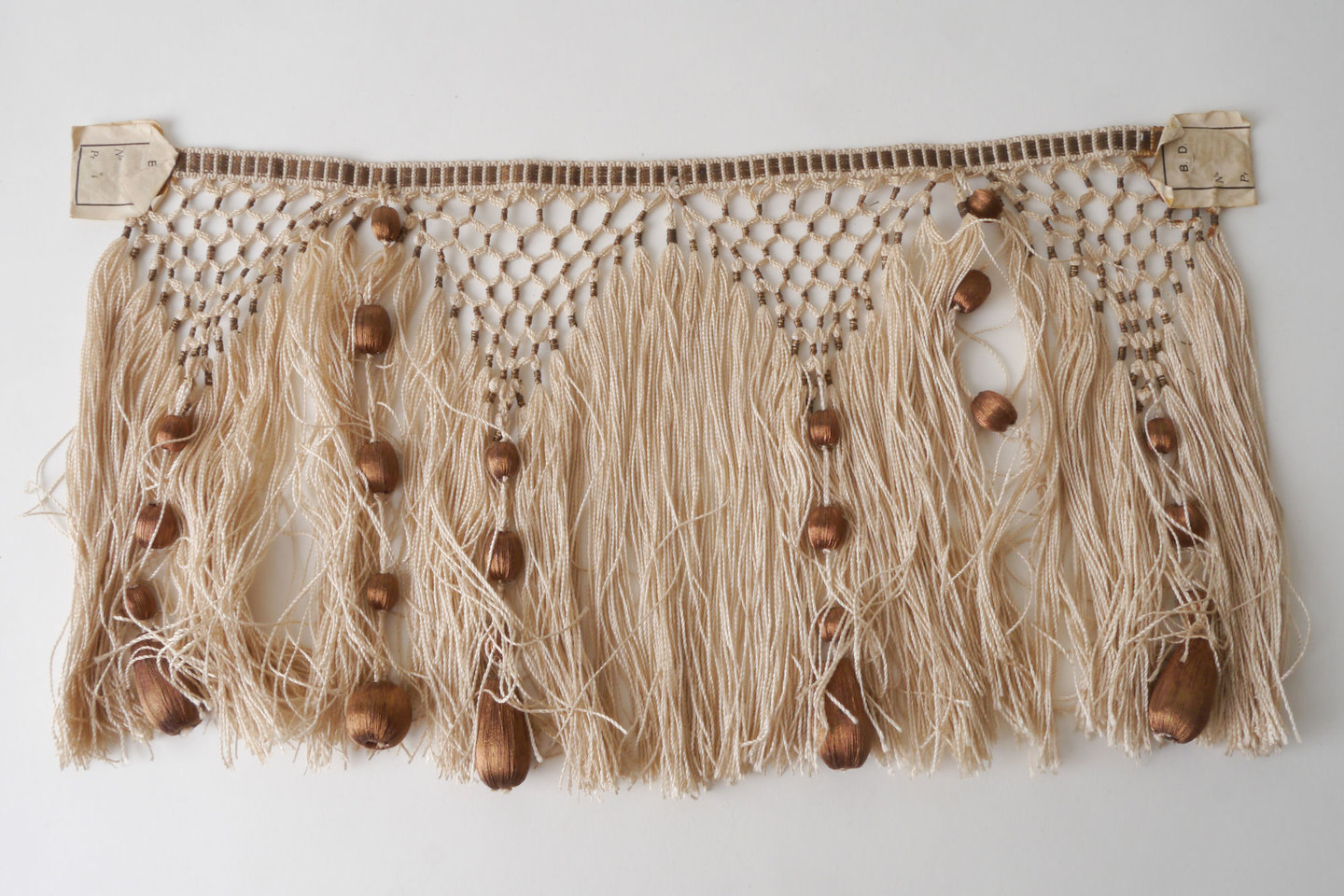 Frange als onderdeel voor het vervaardigen van passement