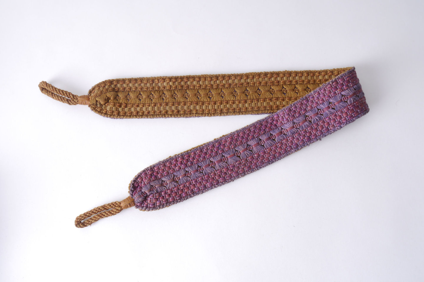 Vlakke embrasse om gordijn open te houden