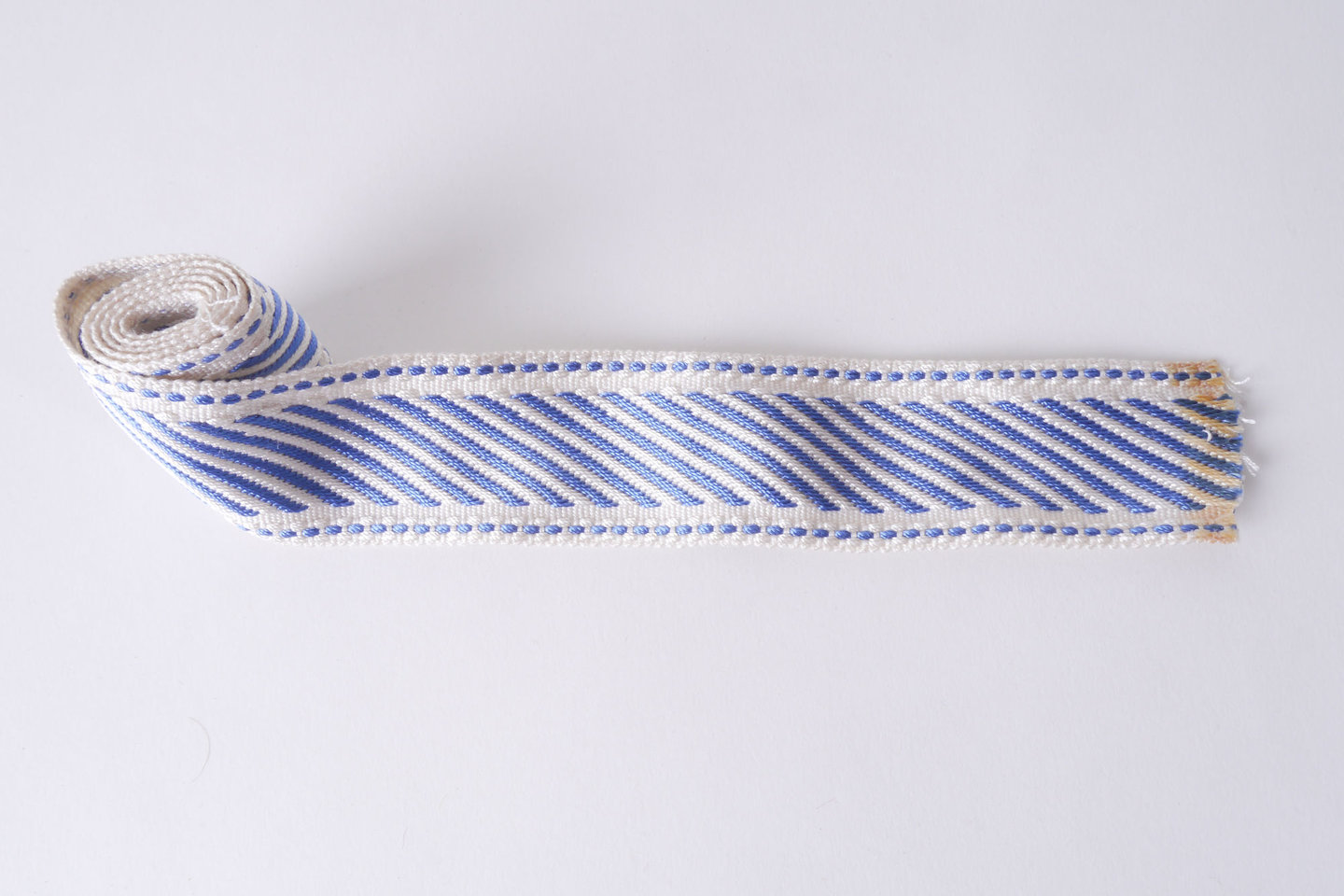 Galon of boord als onderdeel voor het vervaardigen van passement