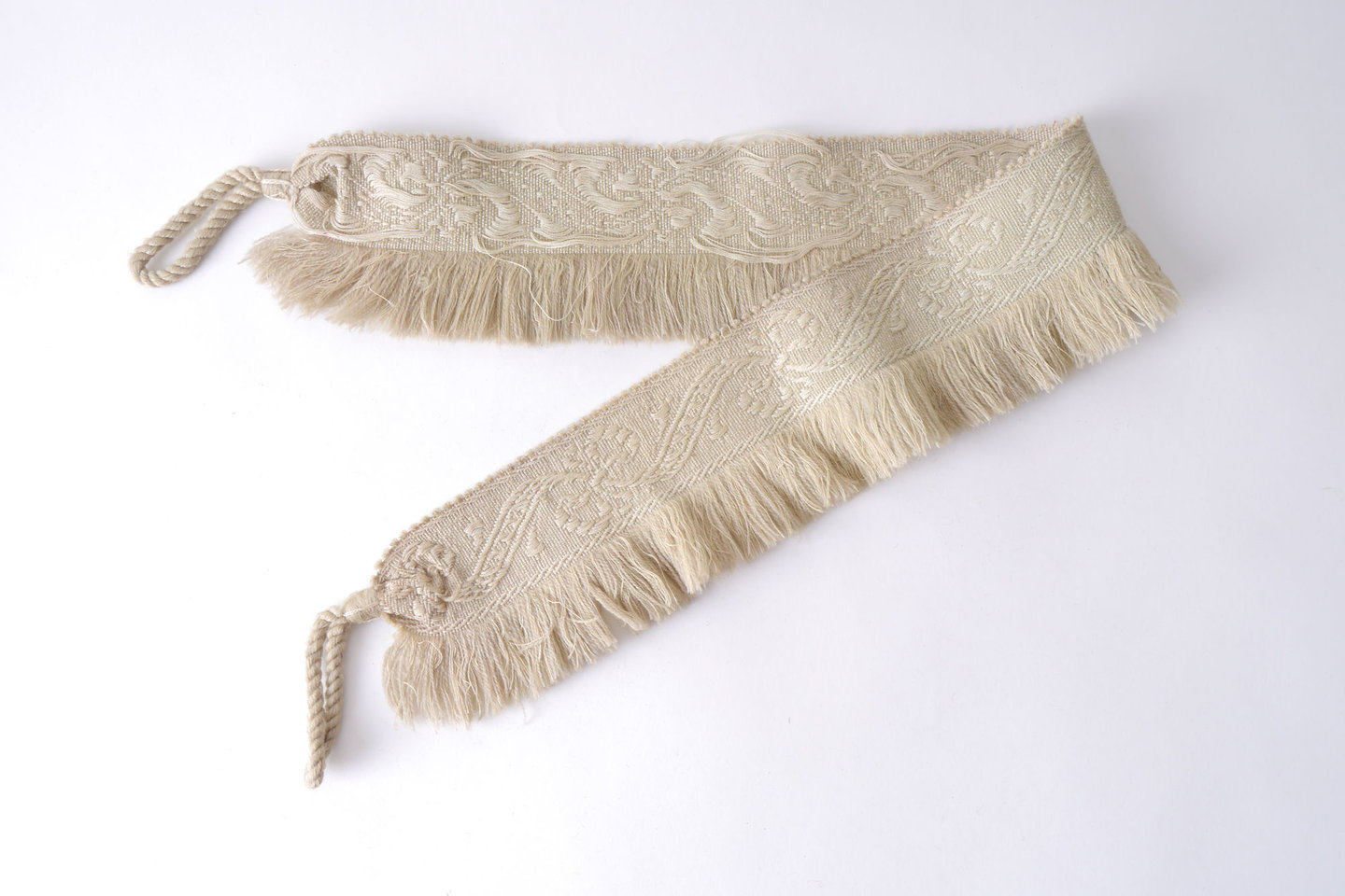 Vlakke embrasse om gordijn open te houden