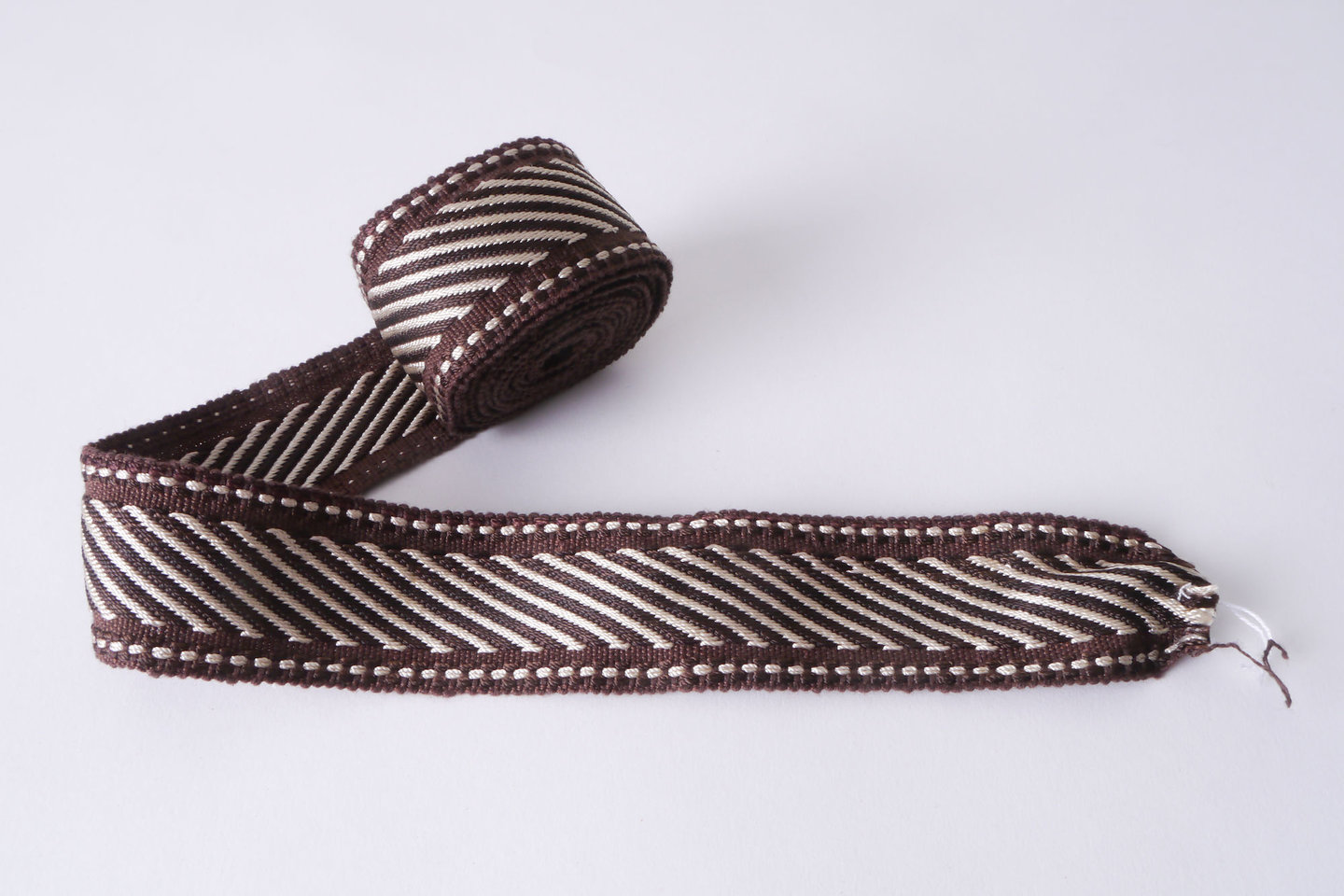 Galon of boord als onderdeel voor het vervaardigen van passement